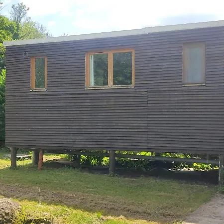 Studio Eco-Construit - Climatisation & Parking 木屋